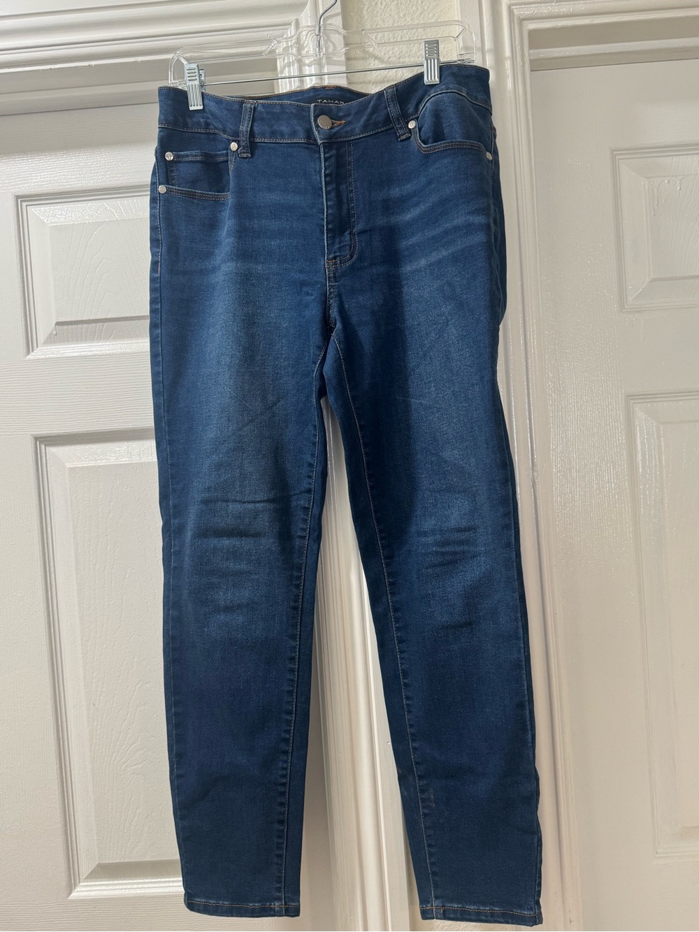 Tahari Dark Blue Skinny Jeans